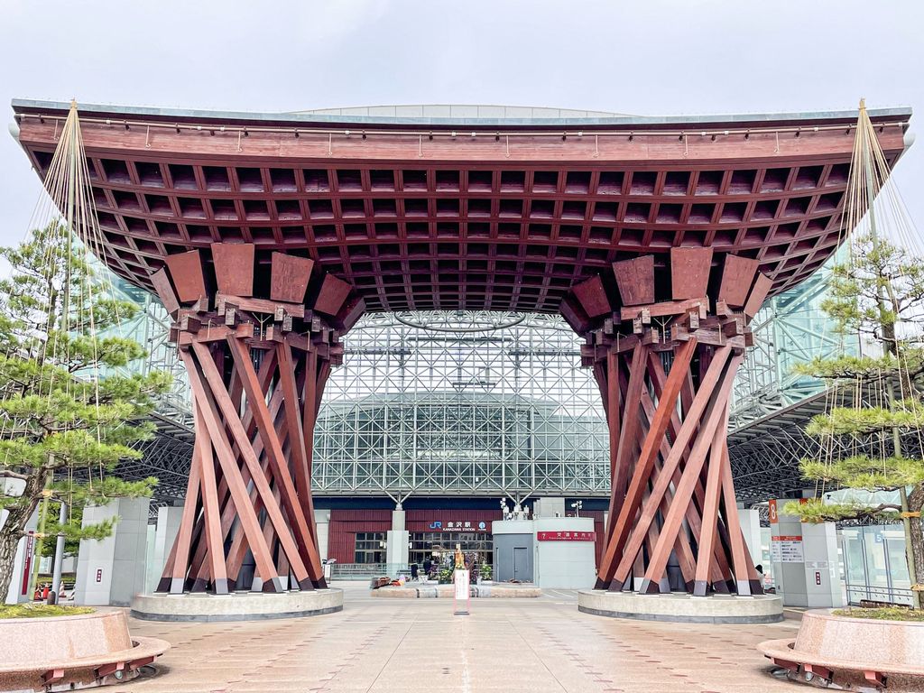 金沢駅